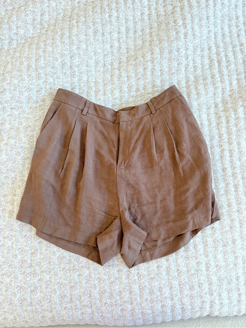 stradivarius Brown Pleated High-Waist Shorts